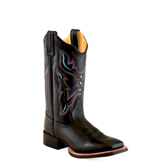 Women’s cowboy boots